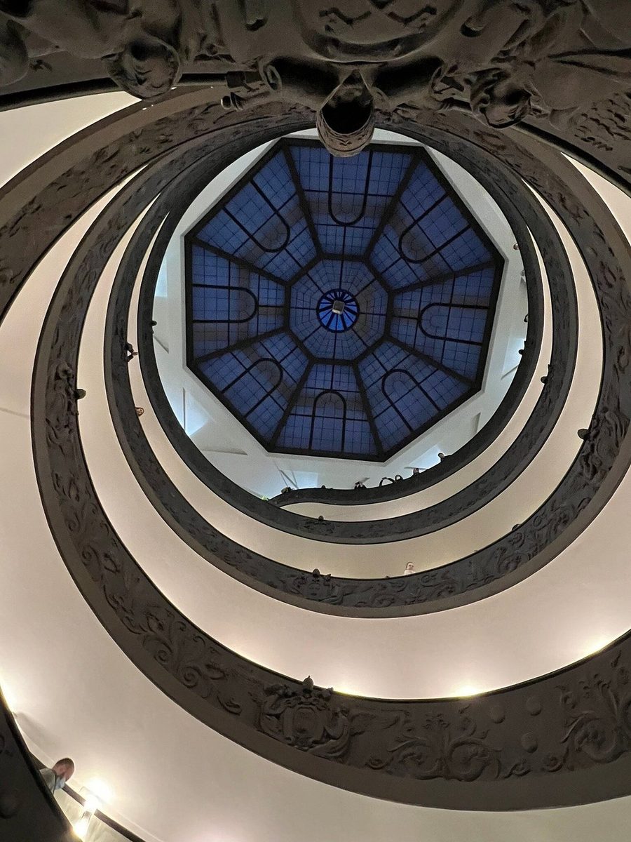 The spiral lantern of a dome shot from below