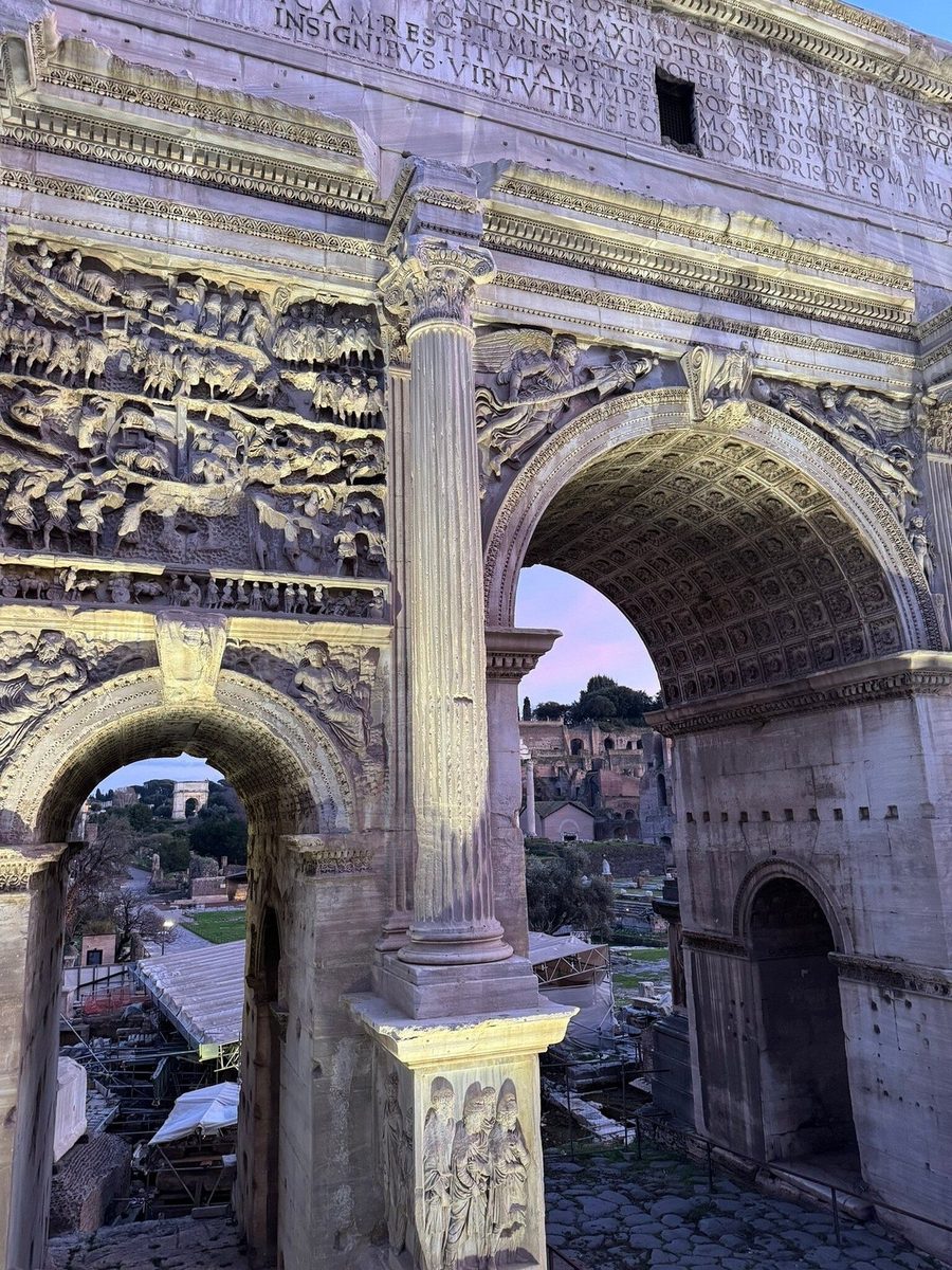 Close-up of the Arch of Septimius Severus